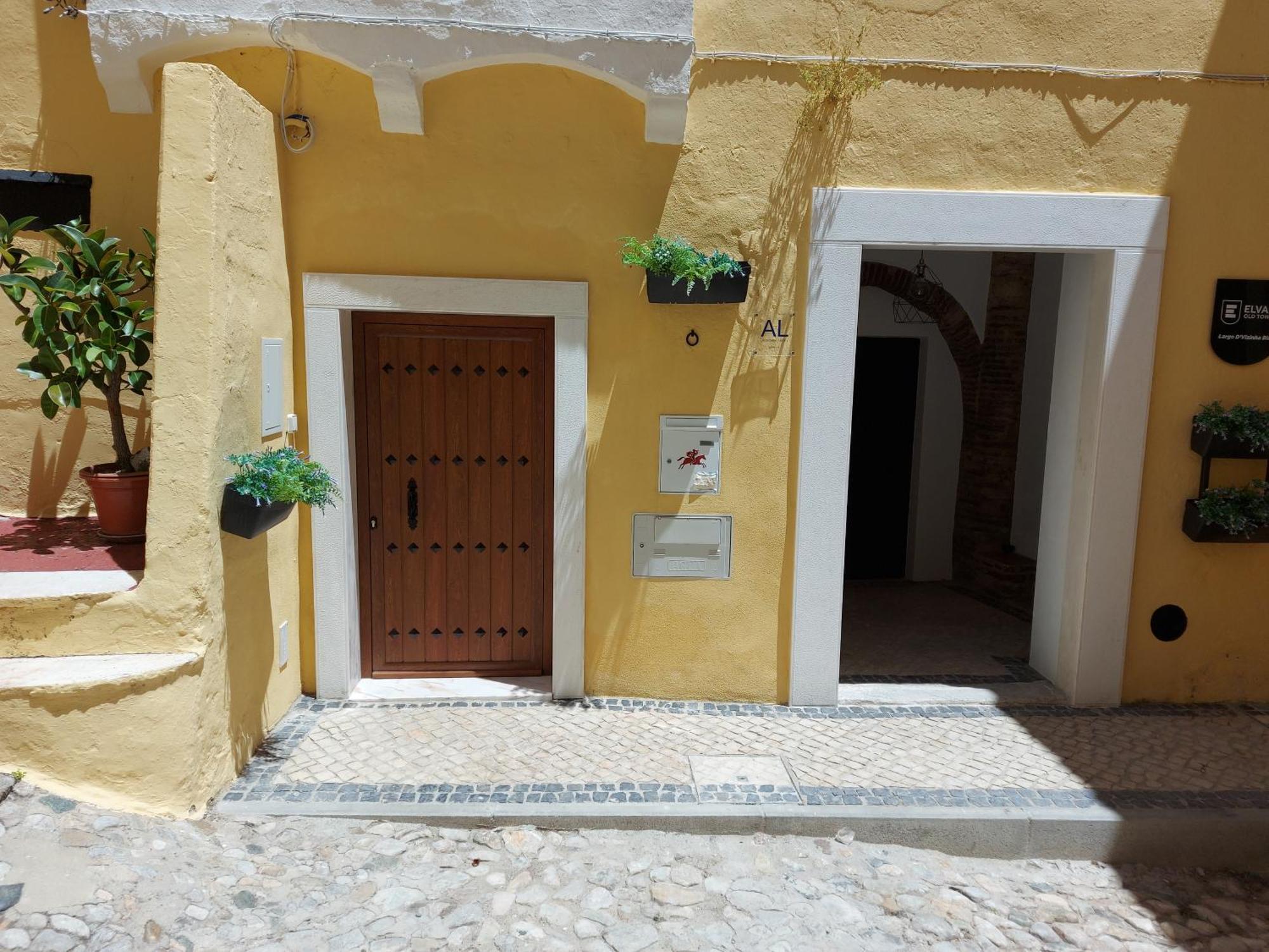 Largo D Vizinha Bia Villa Elvas Bagian luar foto